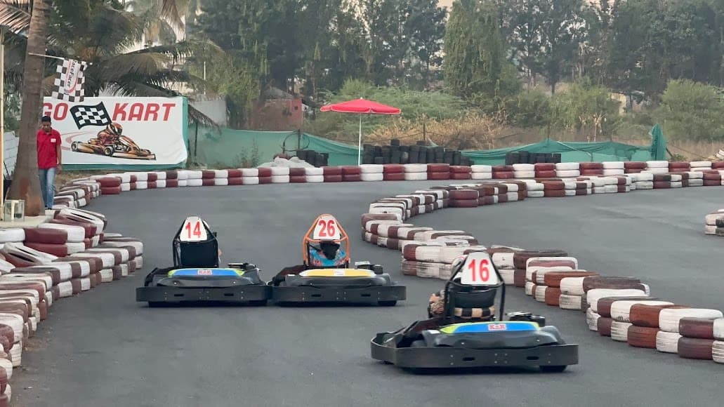 Raceway Go-Karting